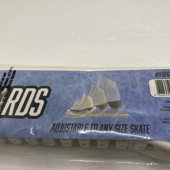 Figure Skate White Guards Adjustable To Any Size - Picture 3 of 3